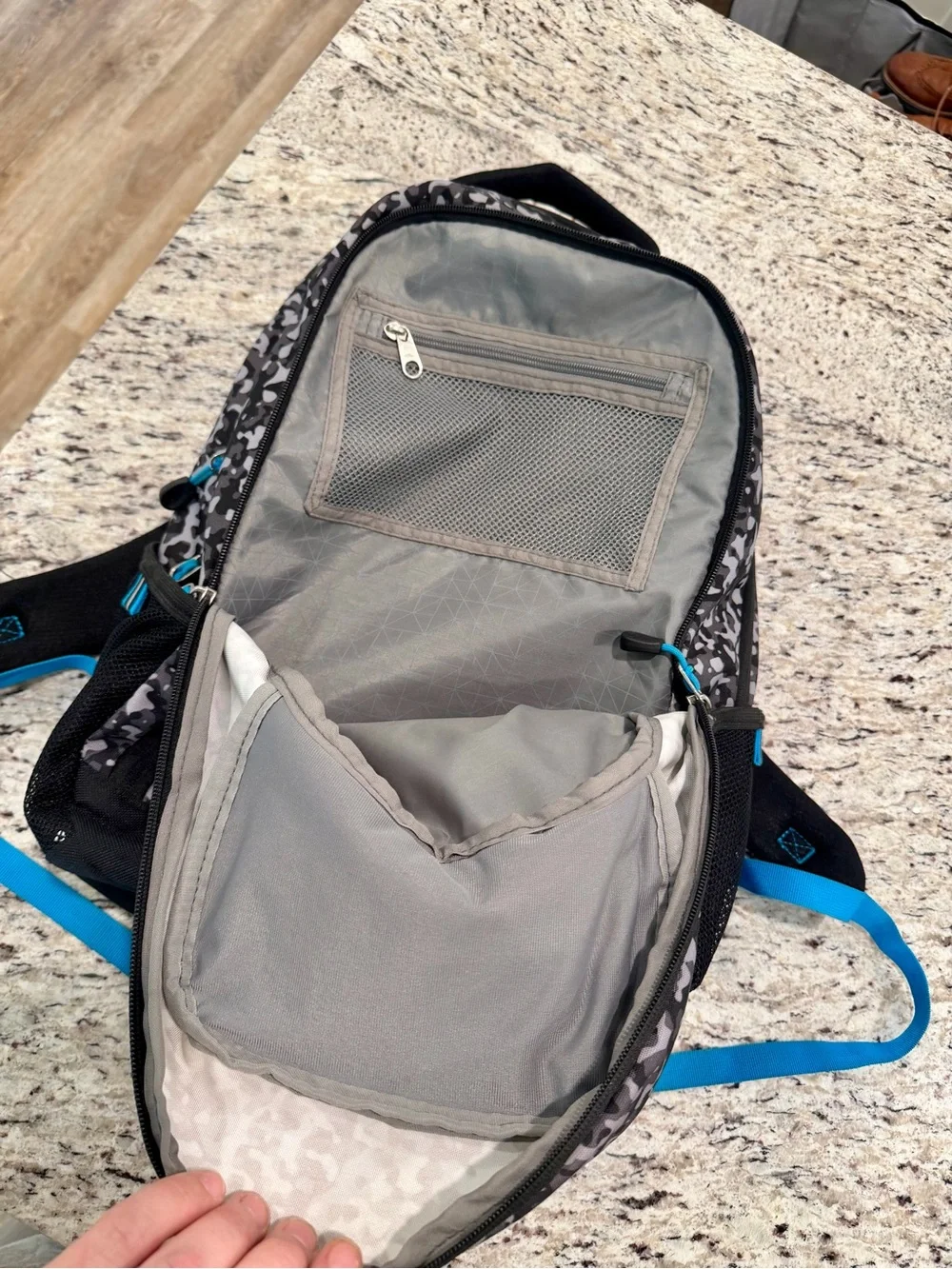 High Sierra Access Laptop Backpack Black Gray Camo Turquoise Travel like New